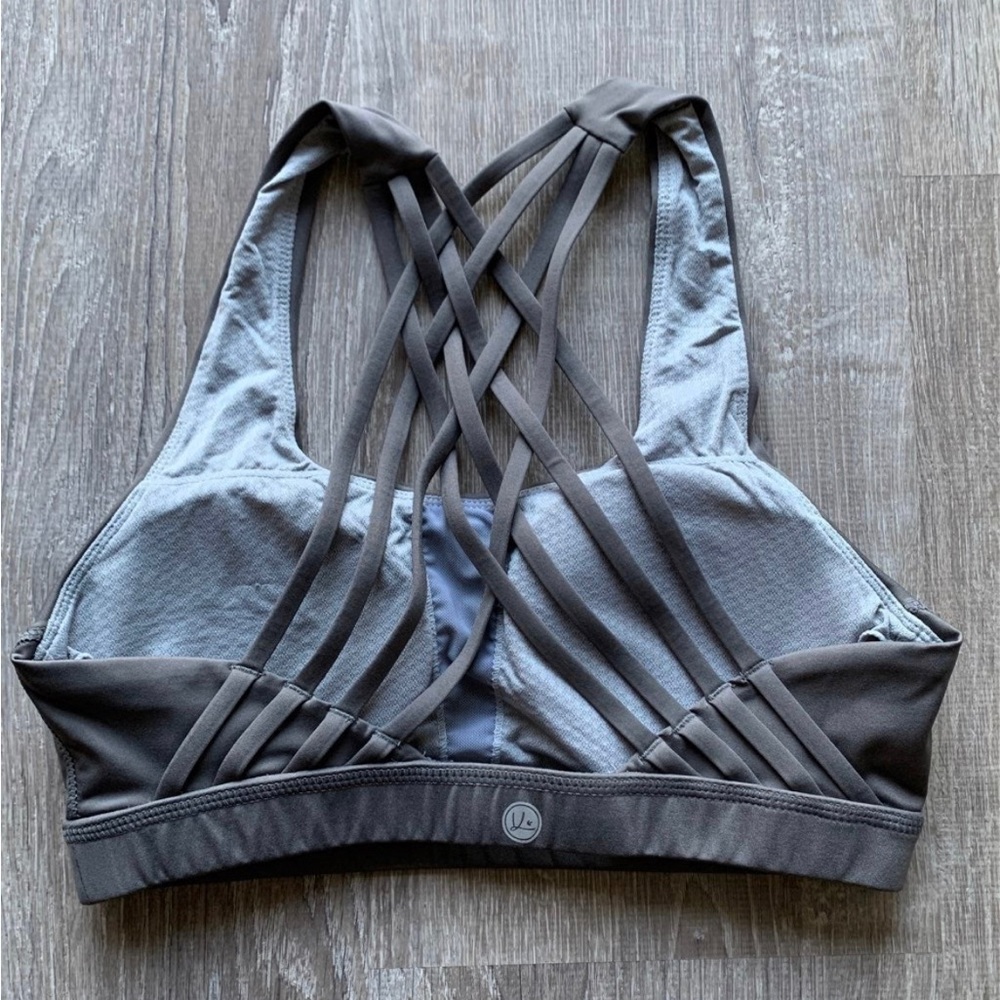 Grey Queenieke Size 8/10 Sports Bra In Great Condition - Picture 3 of 5